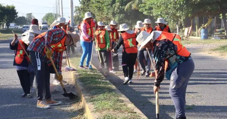 Tapachula emplea a migrantes varados tras las restricciones de Trump Tapachula emplea a migrantes varados tras las restricciones de Trump