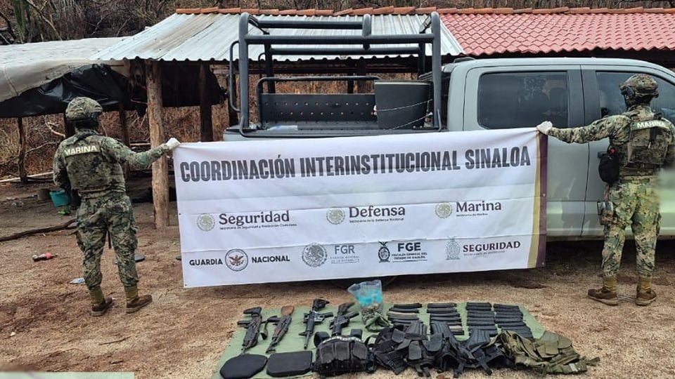 ‘Cazan’ a Los Mayos: capturan a 11 integrantes en Sinaloa y les decomisan armas y explosivos ‘Cazan’ a Los Mayos: capturan a 11 integrantes en Sinaloa y les decomisan armas y explosivos