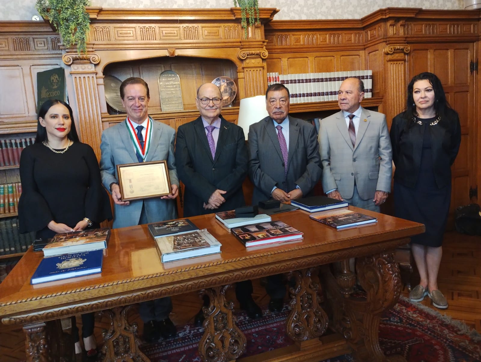 Ricardo Camacho ingresa a la Sociedad Mexicana de Ciencias y Humanidades Ricardo Camacho ingresa a la Sociedad Mexicana de Ciencias y Humanidades