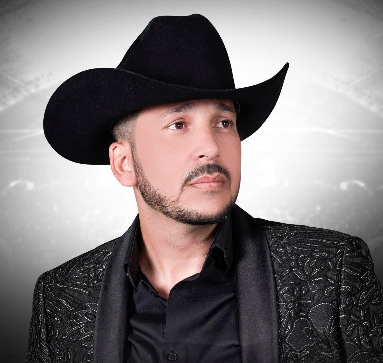 UNA VOZ Y 20 MIL CORAZONES: Luis Ángel “El Flaco” regresa con sus amigos en la Arena CDMX para hacer historia UNA VOZ Y 20 MIL CORAZONES: Luis Ángel “El Flaco” regresa con sus amigos en la Arena CDMX para hacer historia