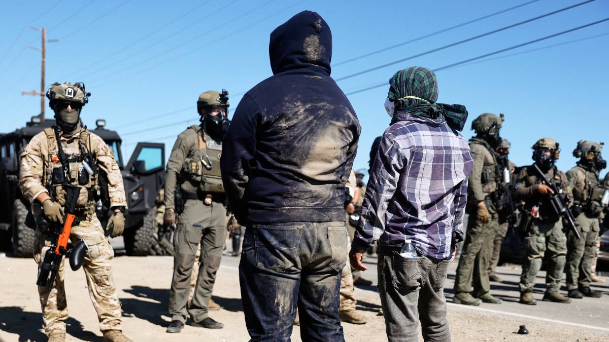 Trabajador mexicano se encuentra en estado crítico tras redada migratoria en granja de California Trabajador mexicano se encuentra en estado crítico tras redada migratoria en granja de California
