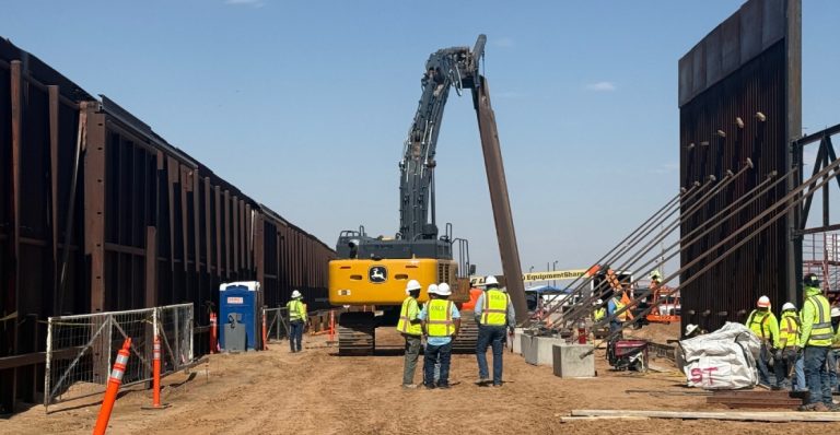EU INICIA CONSTRUCCIÓN DE MURO SECUNDARIO EN FRONTERA CON MÉXICO