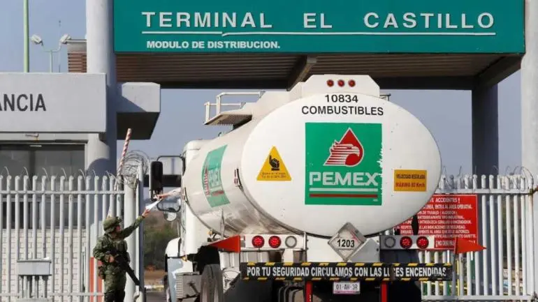 Existencia de MiPymes peligra por deudas de Pemex, alerta Coparmex Existencia de MiPymes peligra por deudas de Pemex, alerta Coparmex