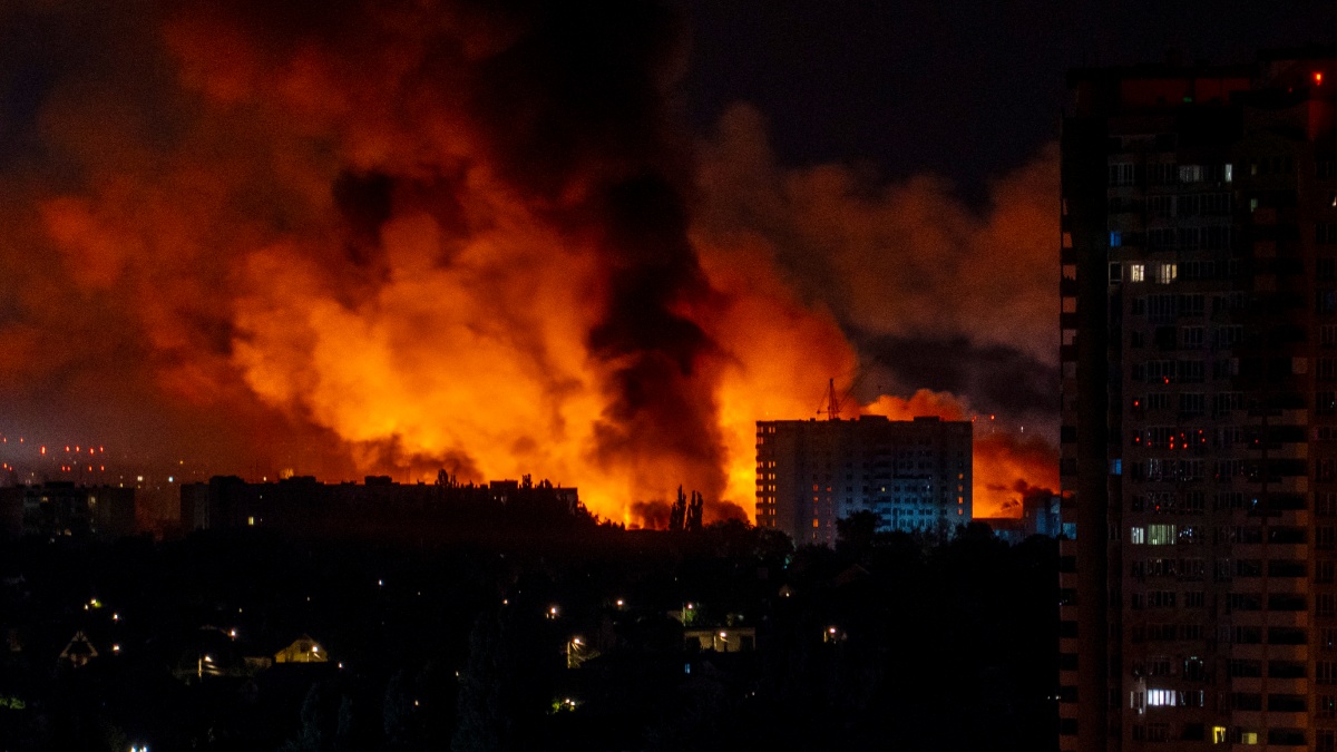 Tras llamada con Trump, Putin lanza su mayor bombardeo hasta ahora contra Ucrania Tras llamada con Trump, Putin lanza su mayor bombardeo hasta ahora contra Ucrania