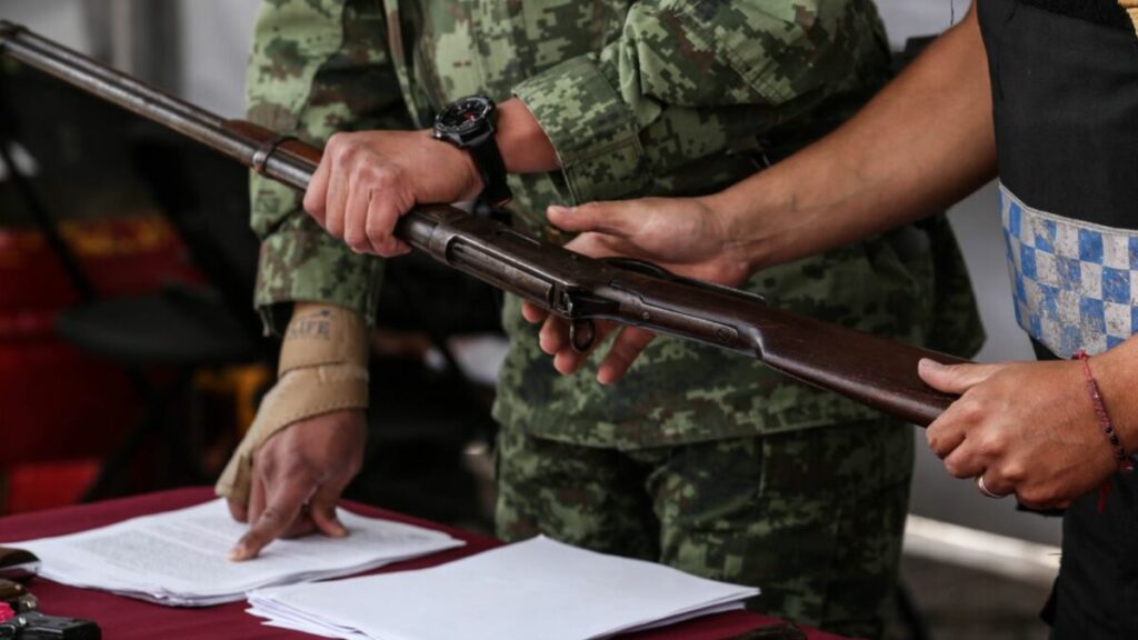 Rosa Icela destaca cambio de 5 mil 87 armas por programa de desarme voluntario Rosa Icela destaca cambio de 5 mil 87 armas por programa de desarme voluntario
