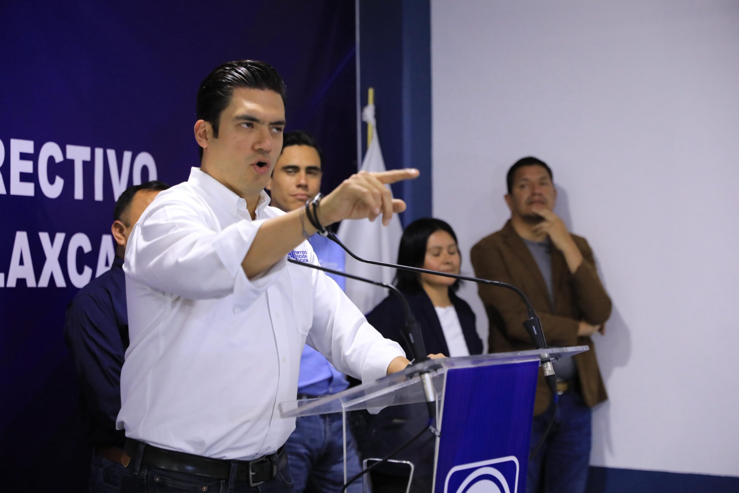 Reforma electoral pondrá en riesgo la democracia: PAN Reforma electoral pondrá en riesgo la democracia: PAN