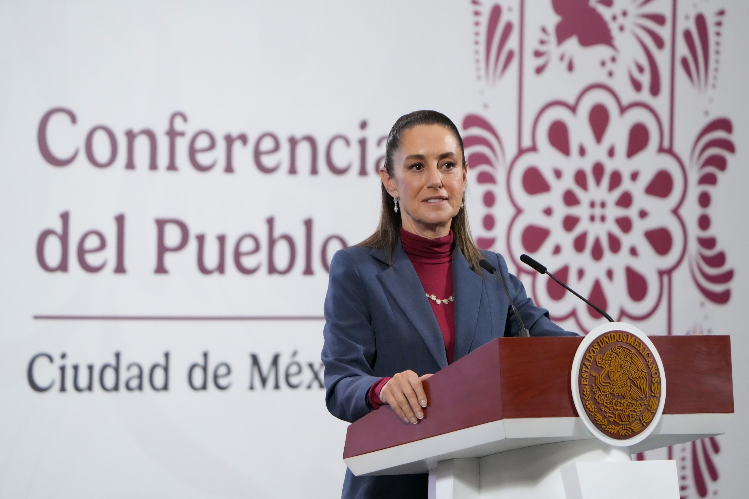 “No voy a entrar en debate”: Sheinbaum sobre carta de Andy López Beltrán; pide ejercer el poder con humildad “No voy a entrar en debate”: Sheinbaum sobre carta de Andy López Beltrán; pide ejercer el poder con humildad