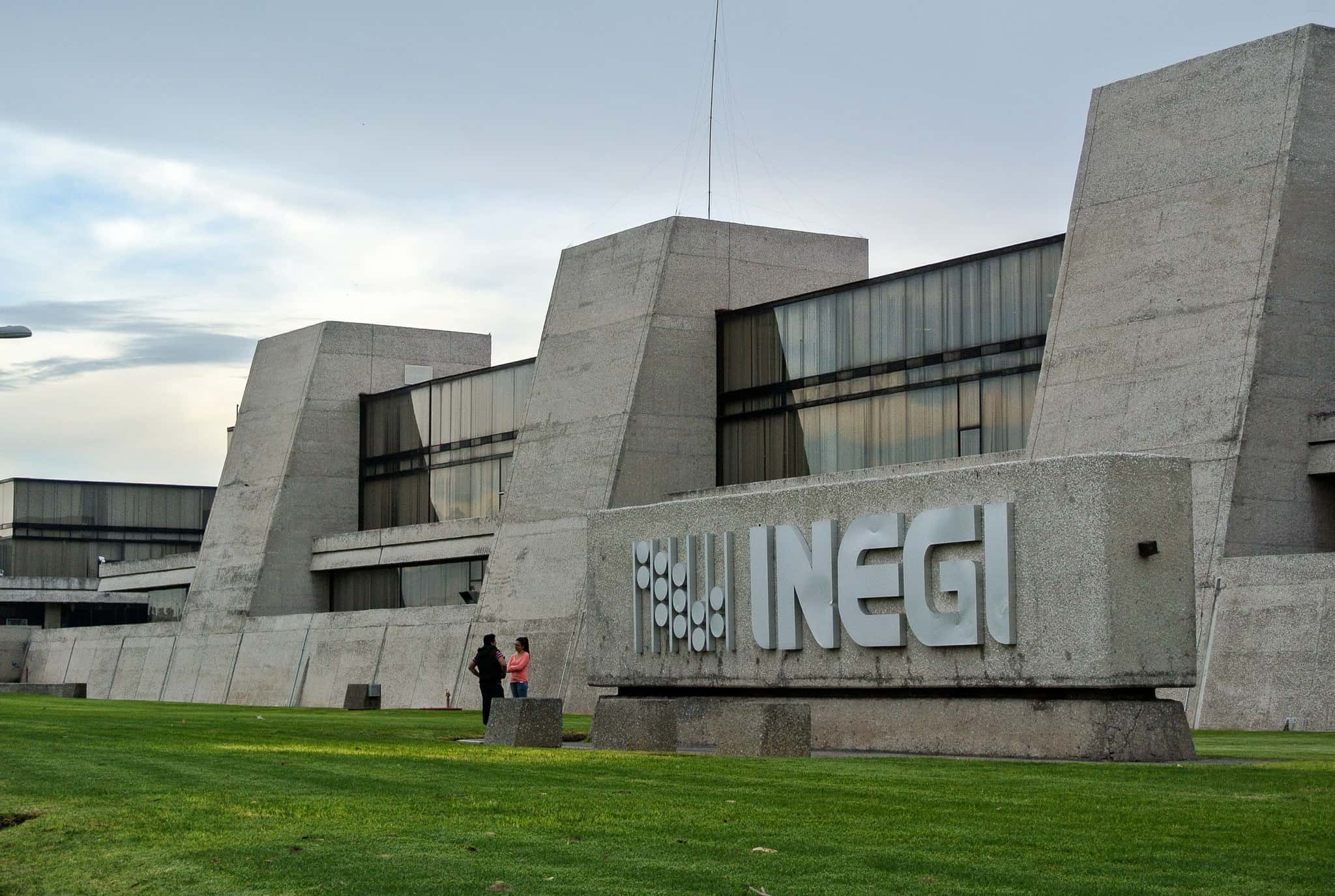 3 de cada 10 mexicanos vivió en pobreza en 2024; el indicador bajó 17.7% en dos años 3 de cada 10 mexicanos vivió en pobreza en 2024; el indicador bajó 17.7% en dos años