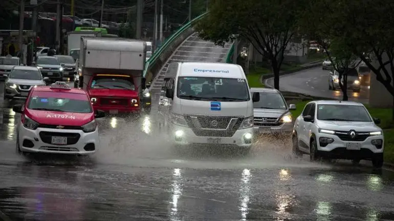 Activan doble alerta amarilla en la CDMX por lluvias, granizo y fuertes vientos Activan doble alerta amarilla en la CDMX por lluvias, granizo y fuertes vientos