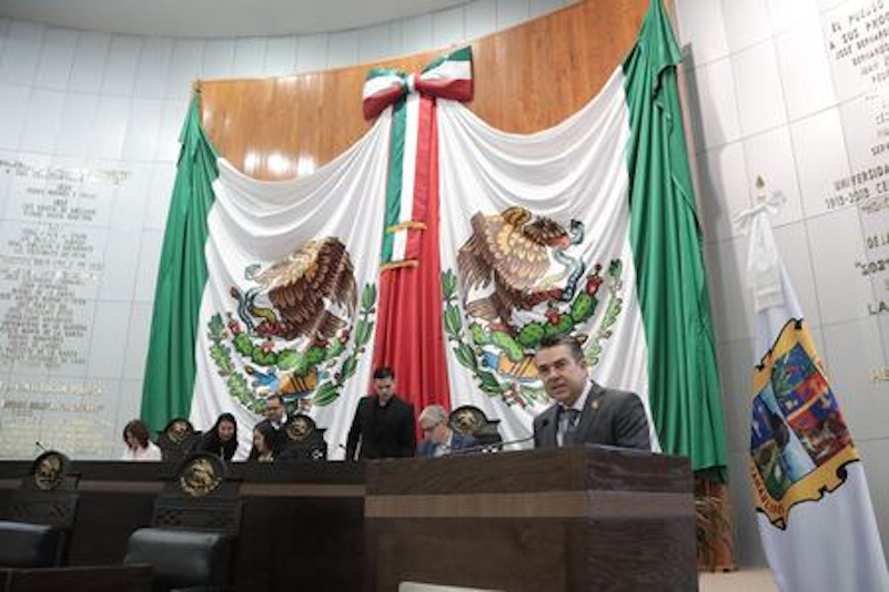 Ordena congreso reabrir cuentas de Cabeza de Vaca Ordena congreso reabrir cuentas de Cabeza de Vaca