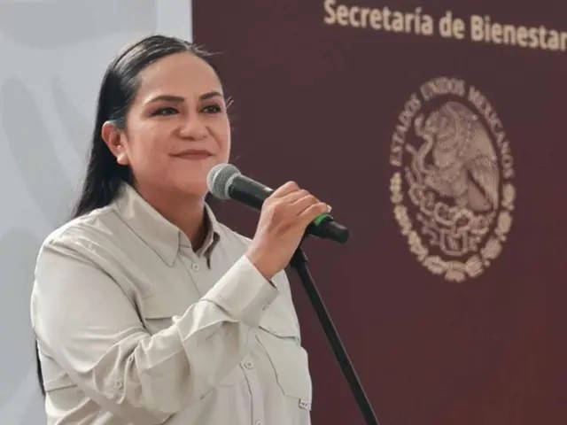Ariadna Montiel entrega primeros apoyos económicos por emergencia en Poza Rica, Veracruz Ariadna Montiel entrega primeros apoyos económicos por emergencia en Poza Rica, Veracruz