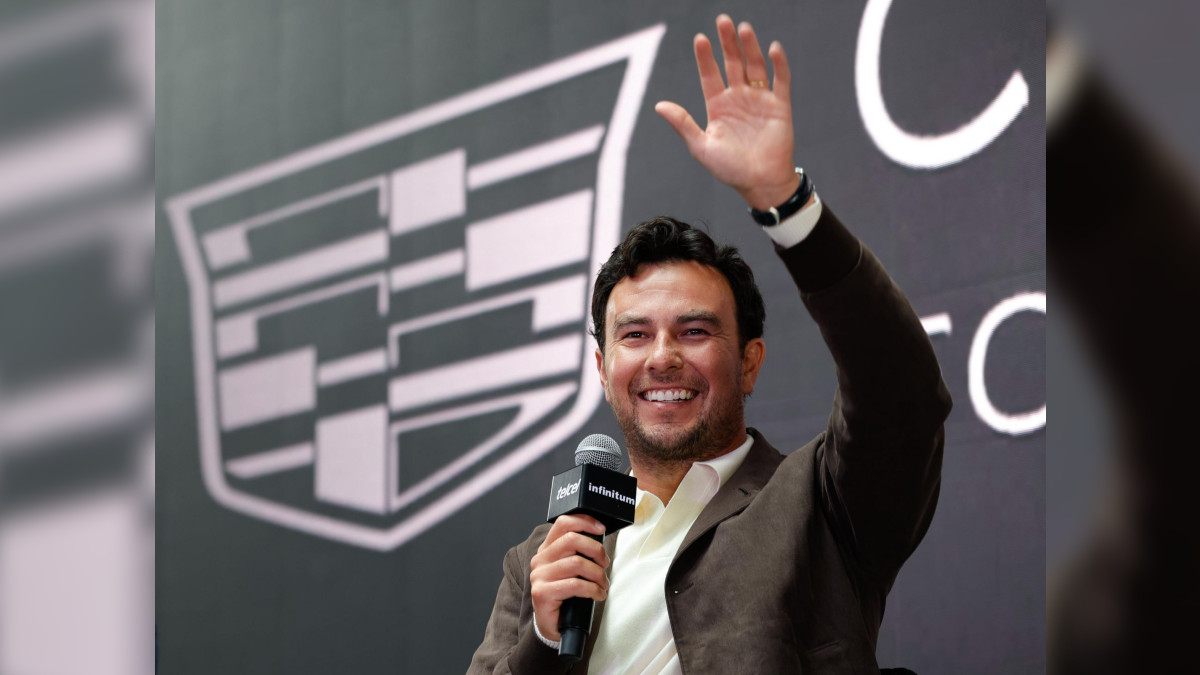 Checo Pérez adelanta de qué color será su casco en Cadillac para 2026: ¿será negro o dorado? Checo Pérez adelanta de qué color será su casco en Cadillac para 2026: ¿será negro o dorado?