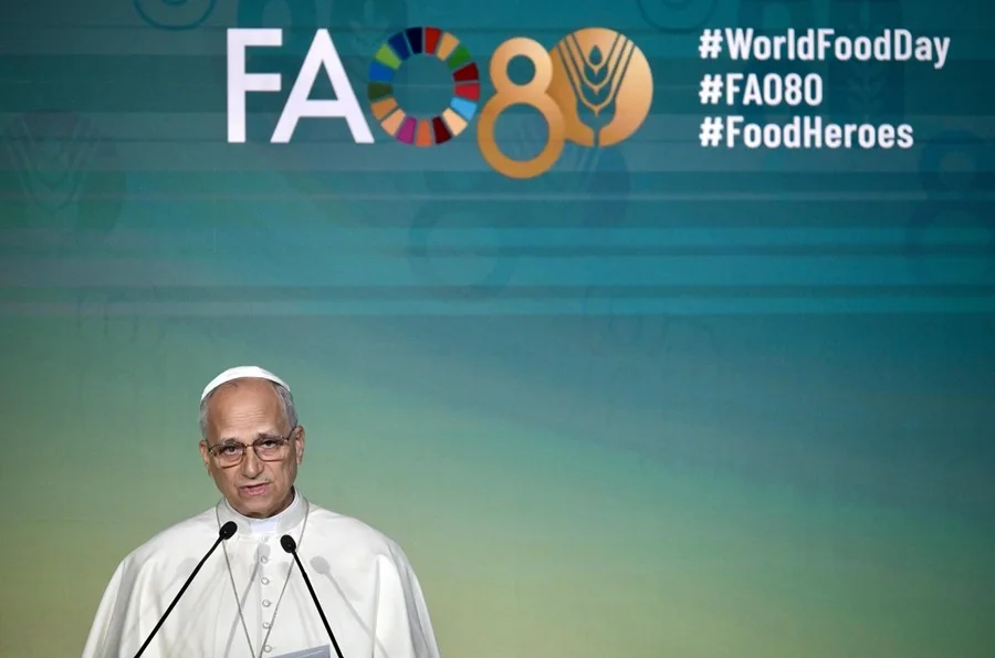 El papa León XIV denuncia ante la FAO el uso «cruel» del hambre como «arma de guerra» y la situación en Gaza El papa León XIV denuncia ante la FAO el uso «cruel» del hambre como «arma de guerra» y la situación en Gaza