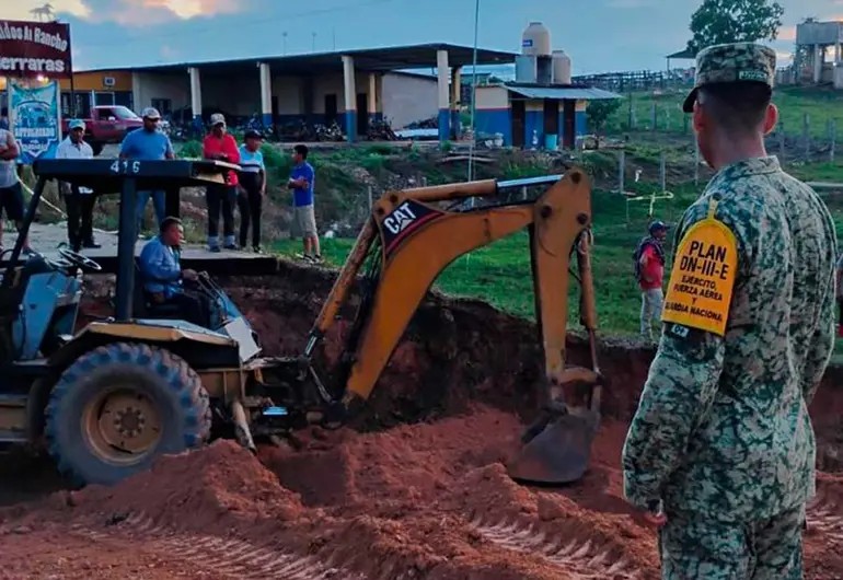 Reabren en 48 horas la carretera Chiapas–Guatemala tras colapso por lluvias Reabren en 48 horas la carretera Chiapas–Guatemala tras colapso por lluvias