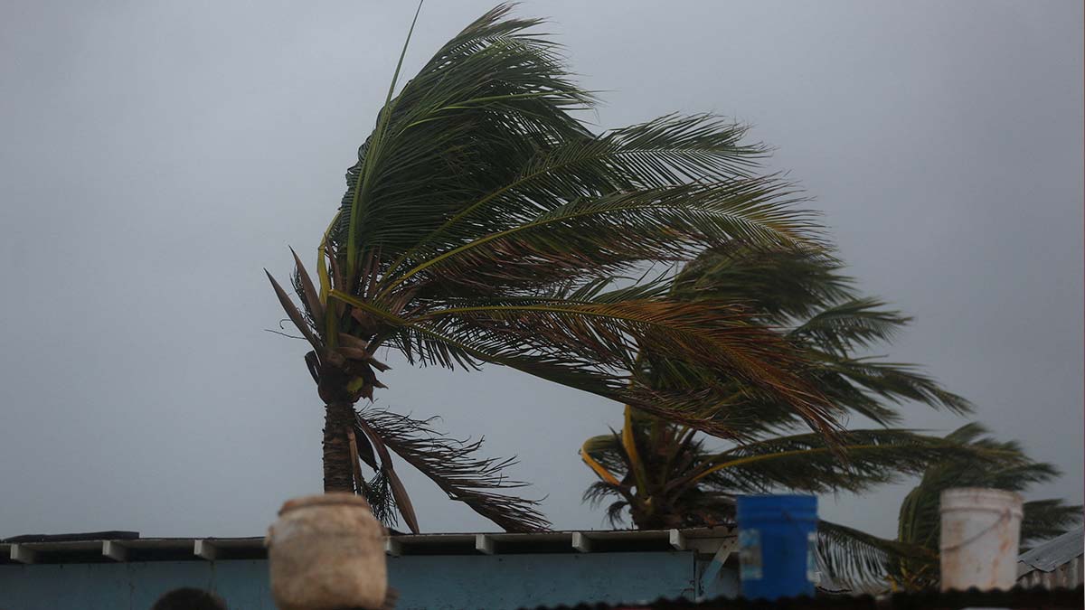 Jamaica en alerta: Huracán Melissa llega con vientos de hasta 280 km/h Jamaica en alerta: Huracán Melissa llega con vientos de hasta 280 km/h