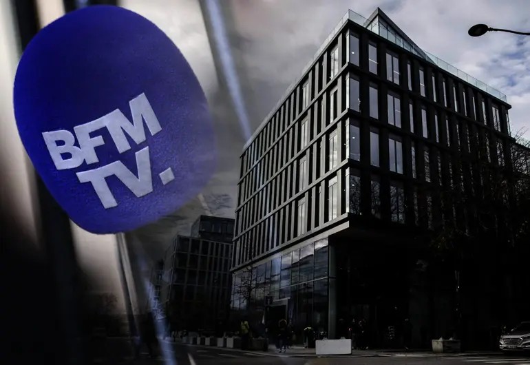 Evacúan sede del canal de noticias BFMTV en París tras amenaza de bomba Evacúan sede del canal de noticias BFMTV en París tras amenaza de bomba