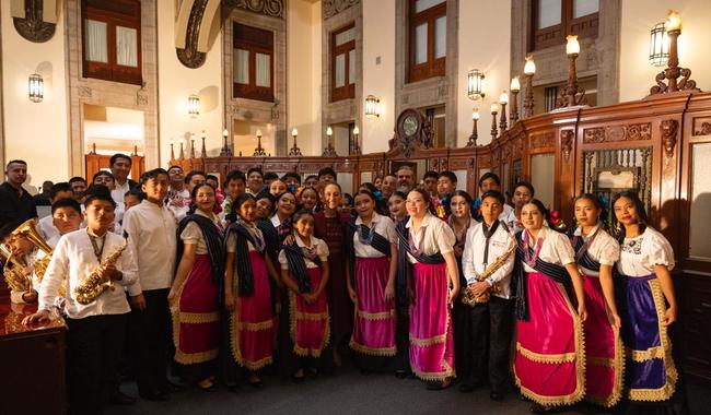 Presidenta invita a la Fiesta de Culturas Comunitarias 2025. Yoltlajtoli: Voces Vivas el próximo 22 de noviembre en el Zócalo Presidenta invita a la Fiesta de Culturas Comunitarias 2025. Yoltlajtoli: Voces Vivas el próximo 22 de noviembre en el Zócalo